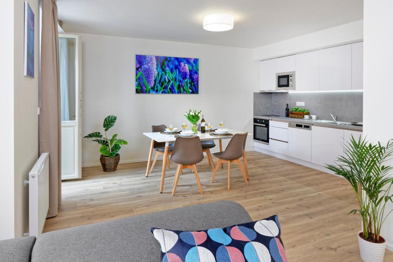 Downtown Suites Jugoslavska Prague Extérieur photo